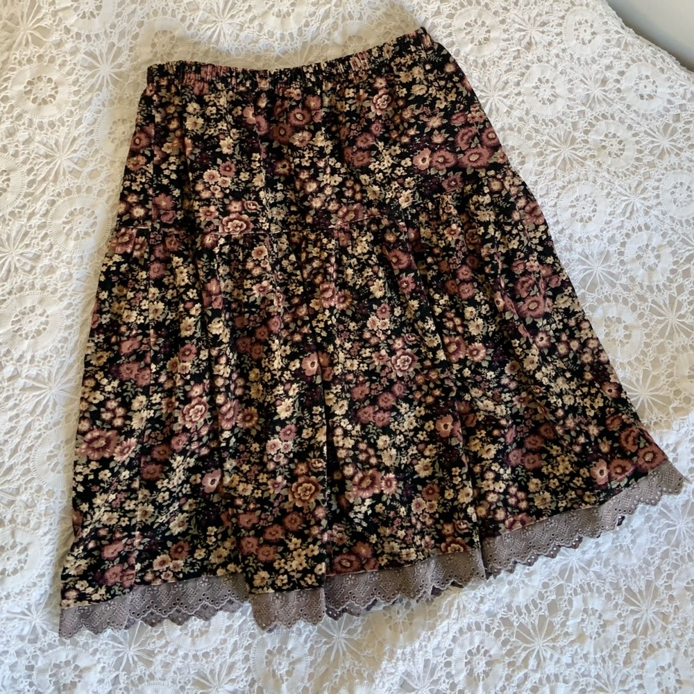Cordoroy Floral Midi Skirt With Lace Trim | Cottagecore